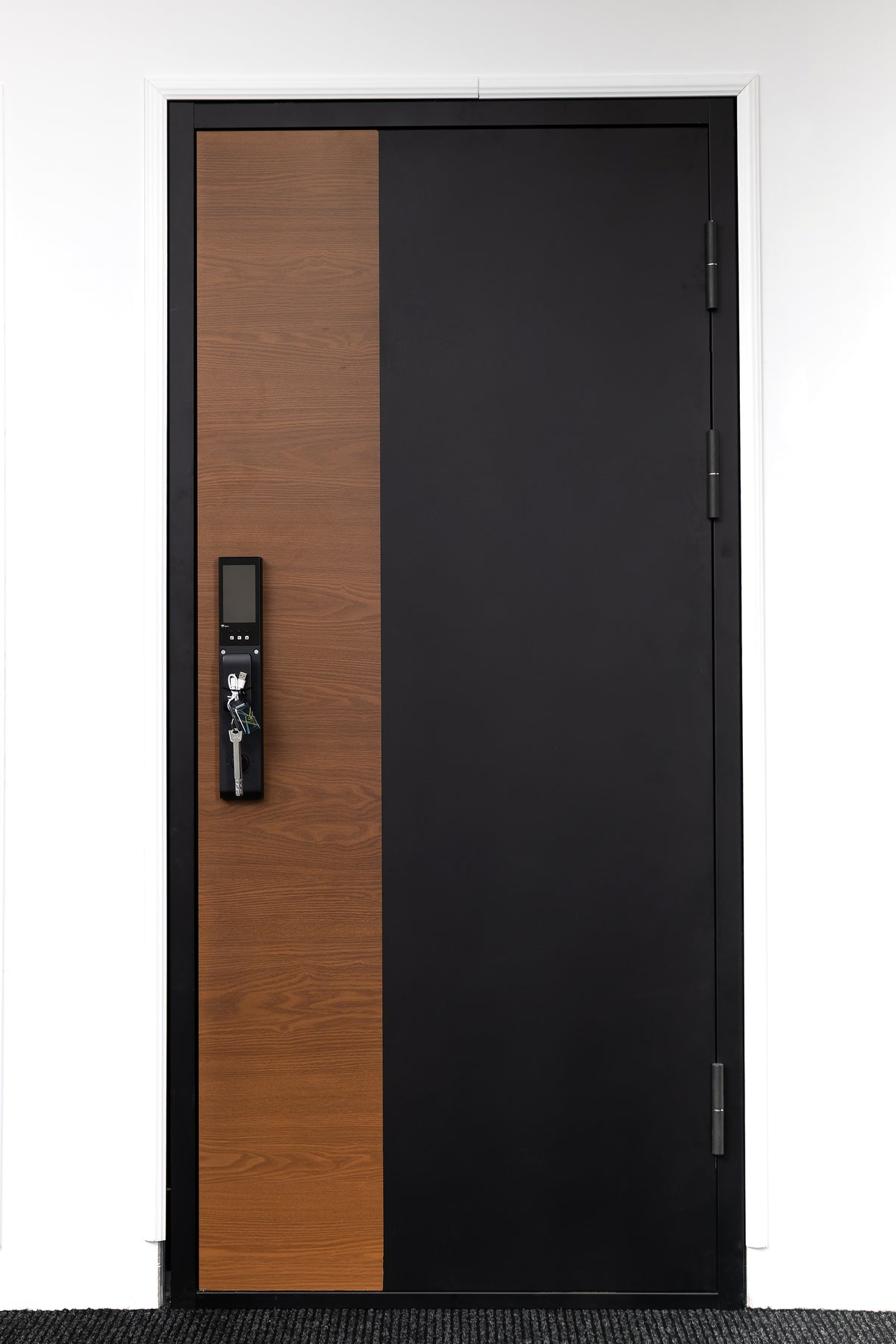 SZÉPSÉGHIBÁS - Hőszigetelt biztonsági bejárati ajtó IronDOOR27 98×208 cm