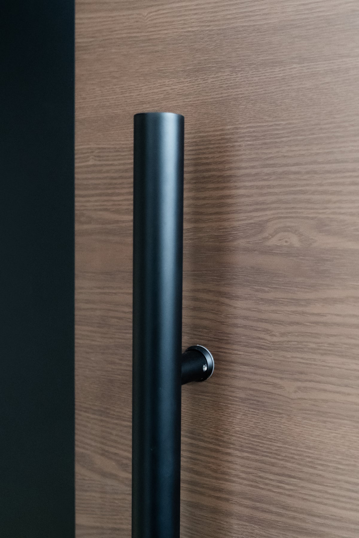 Hőszigetelt biztonsági bejárati ajtó IronDOOR27 98×208 cm