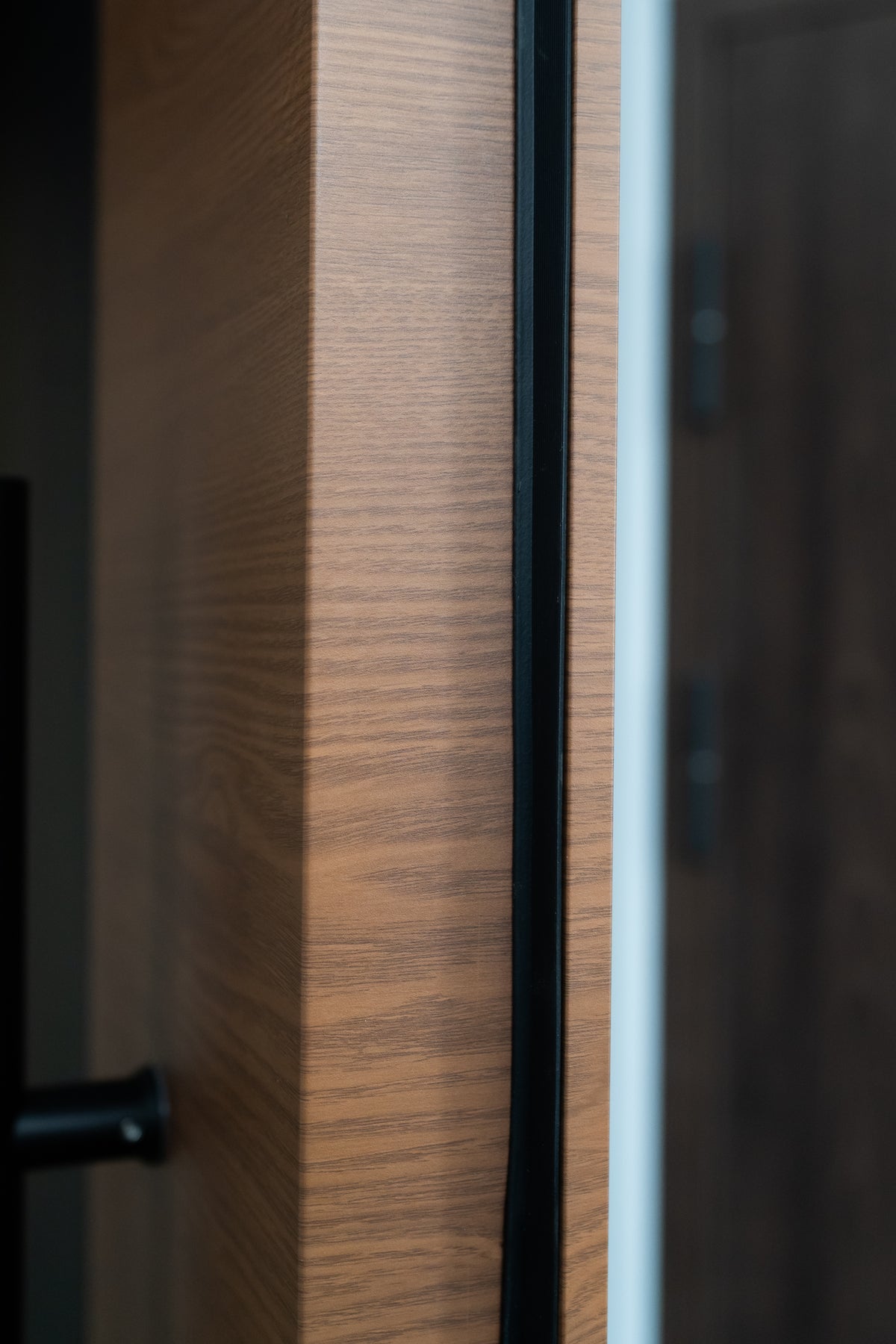 Hőszigetelt biztonsági bejárati ajtó IronDOOR27 98×208 cm