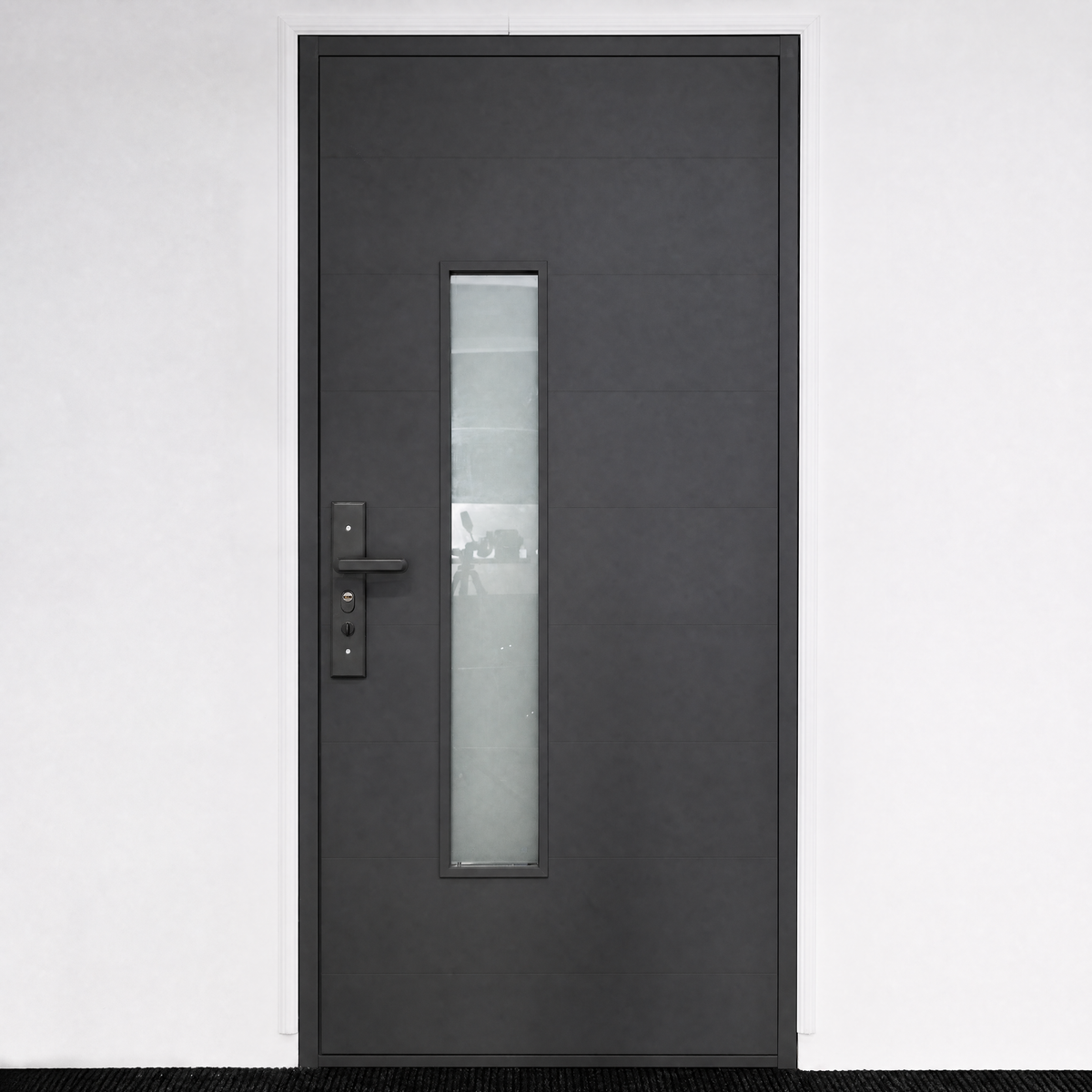 Hőszigetelt biztonsági bejárati ajtó IronDOOR18 98×208 cm - rejtett zsanérral